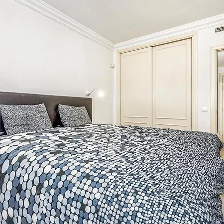 Διαμέρισμα 1 Bedroom Cozy In Μαρμπέλλα