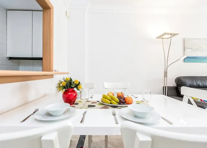 Apartment 1 Bedroom Cozy In Marbella